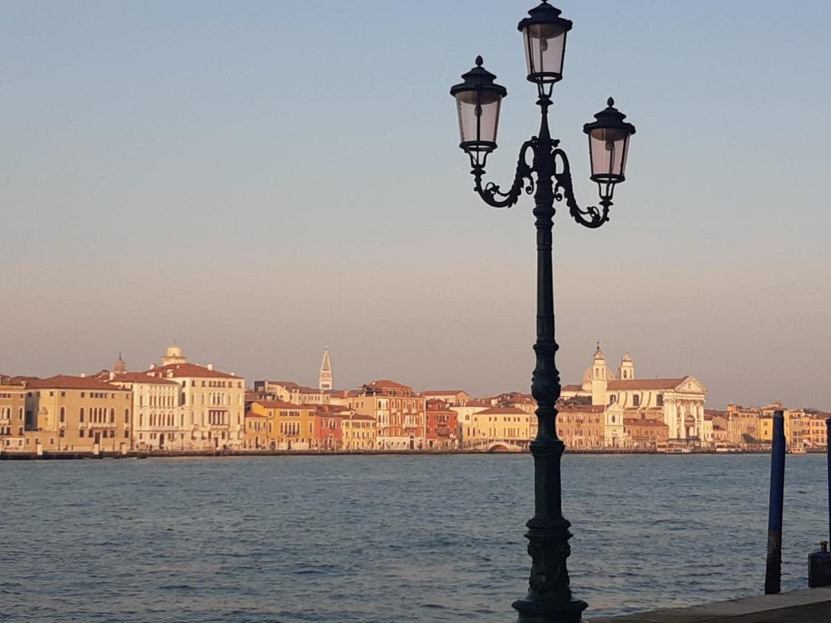 Giudecca Molino Stucky Apartment Венеция Екстериор снимка